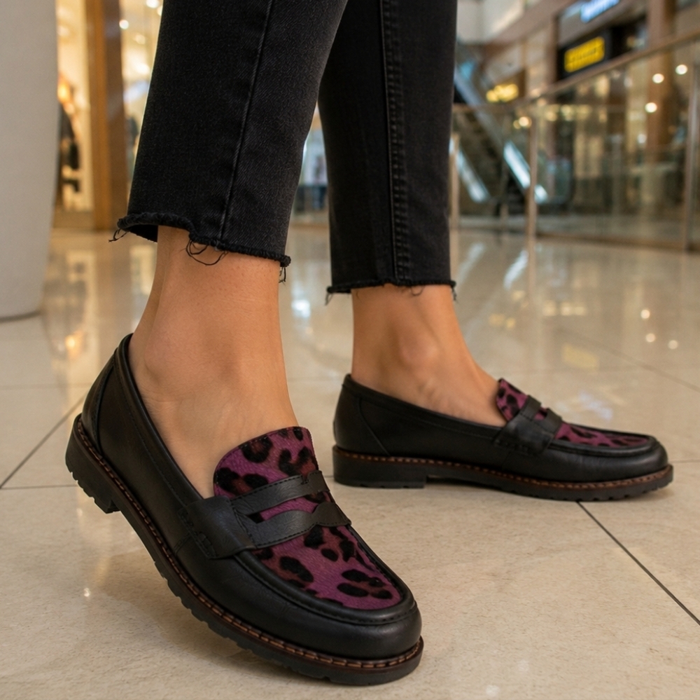 Hunter Black Leather Loafers Women’s EU 40 Purple Leopard Shearling Lined Flats